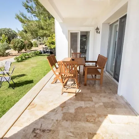 2 Bedroom House With A Fantastic View Of Gmlk شقة *