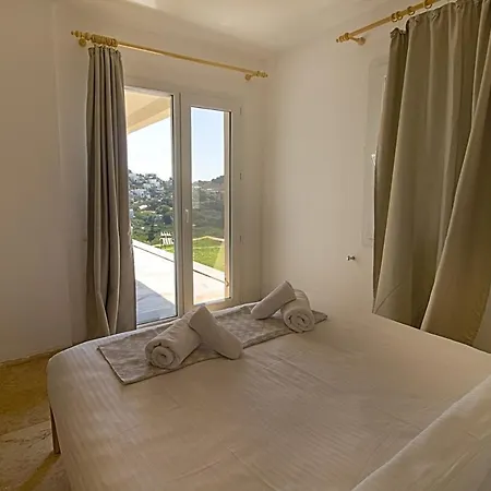 شقة 2 Bedroom House With A Fantastic View Of Gmlk بودروم